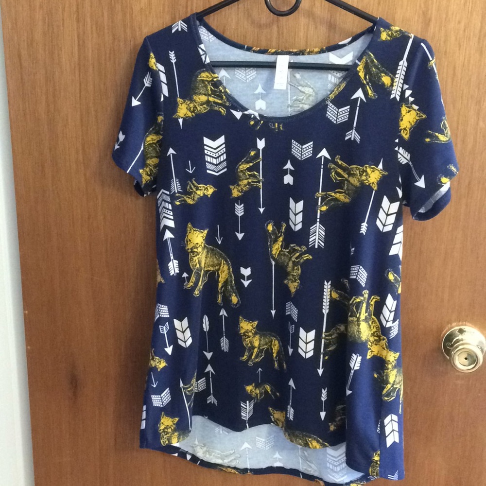 Classic tee lularoe
